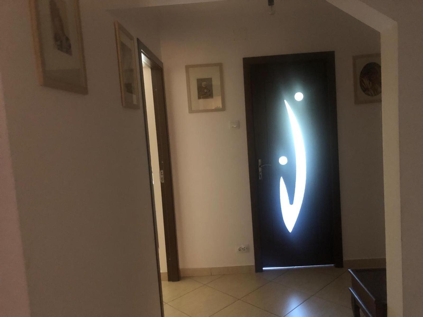 Apartament Cu 3 Camere La Poala Muntilor Fagaras فيكتوريا المظهر الخارجي الصورة