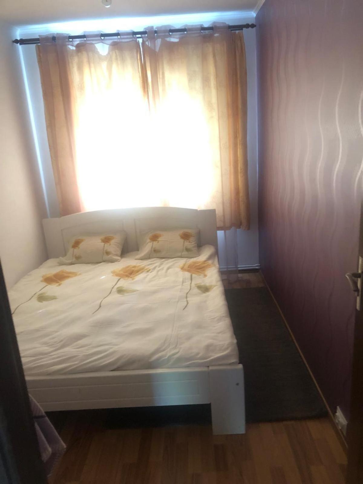 Apartament Cu 3 Camere La Poala Muntilor Fagaras فيكتوريا المظهر الخارجي الصورة