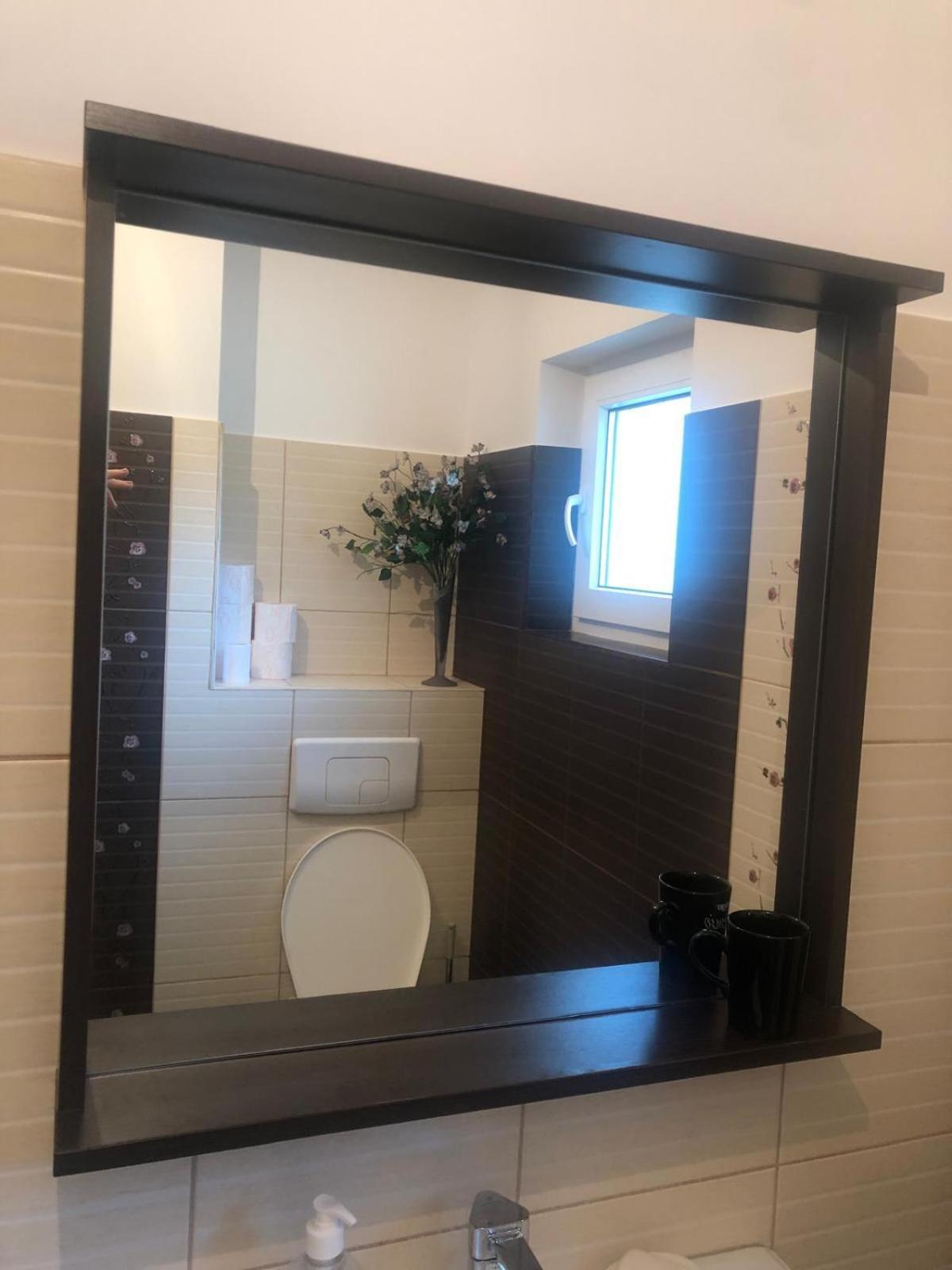 Apartament Cu 3 Camere La Poala Muntilor Fagaras فيكتوريا المظهر الخارجي الصورة